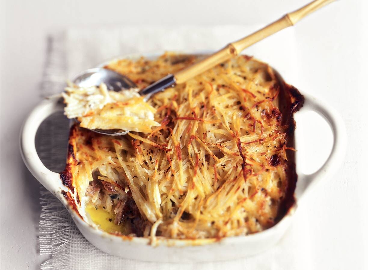 Aardappeljulienne met sjalot en ansjovis