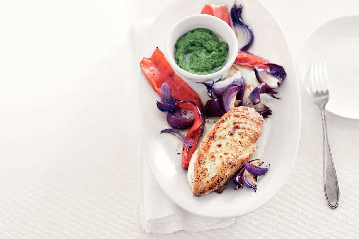 Kip met basilicum-hazelnootolie