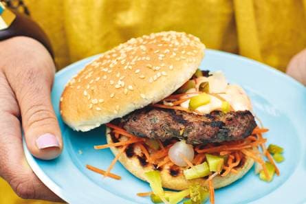 Hamburger met pittige mayonaise