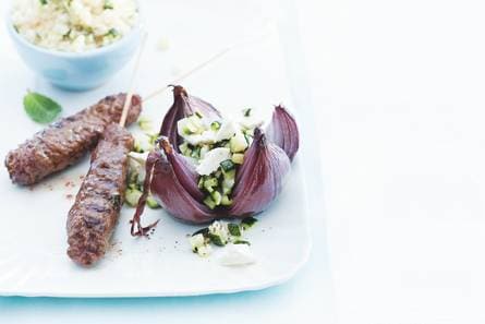 Gevulde ui met runderkebab