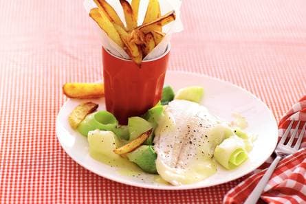 Verse frites, prei en scholfilet