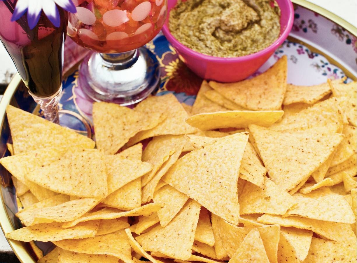 Tortillachips met snelle salsa's