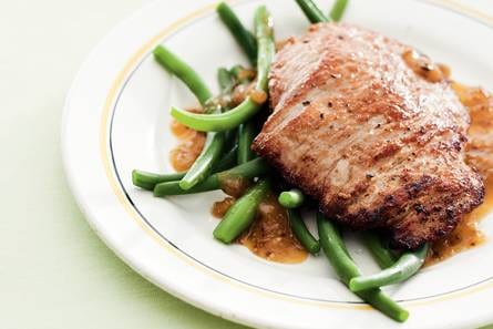 Schnitzel met abrikozenjus