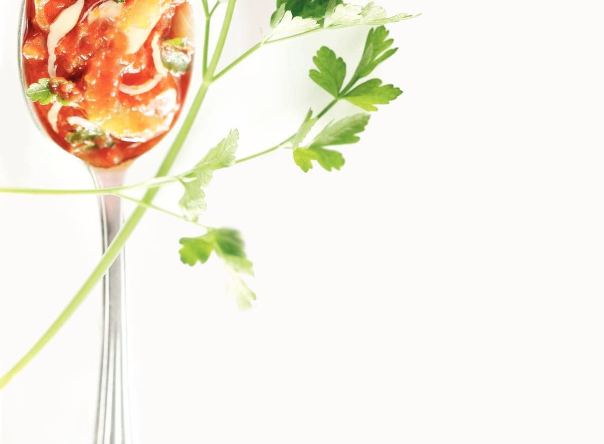 Tomaten-kaassaus