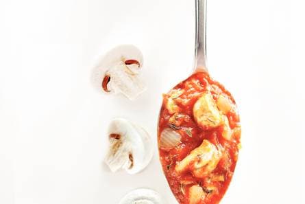 Tomaten-champignonsaus