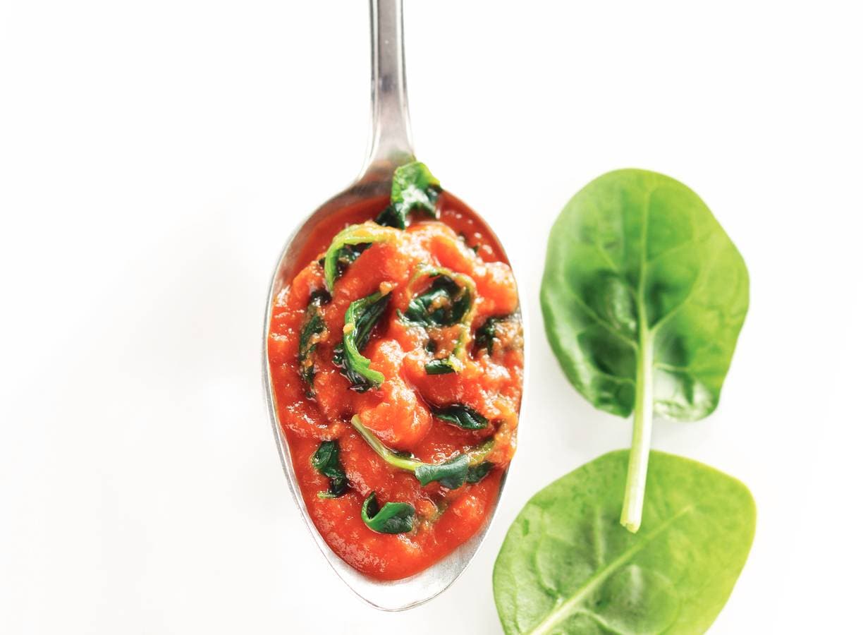 Tomaten-spinaziesaus