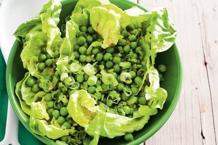 Tuinerwtensalade met bosui