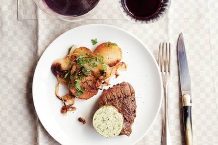 Steak met pittige kruidenboter