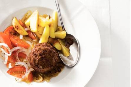 Bistro-gehaktbal & tomatensalade