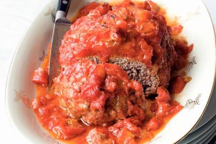 Gehaktbrood met cherrytomaten