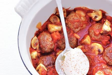 Gehaktballetjes in tomatensaus