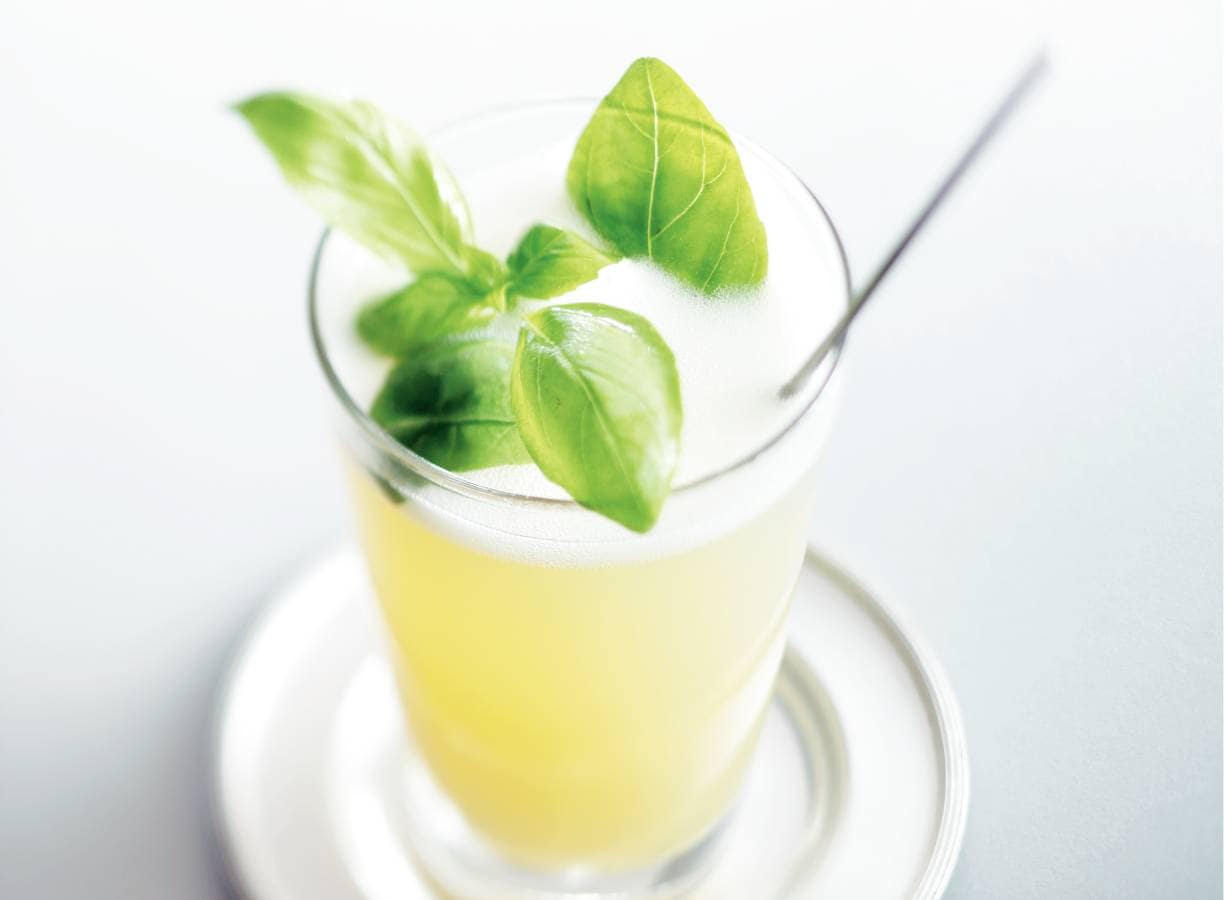 Cavappel met basilicum