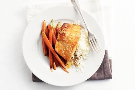 Zalm in soja-honingsaus