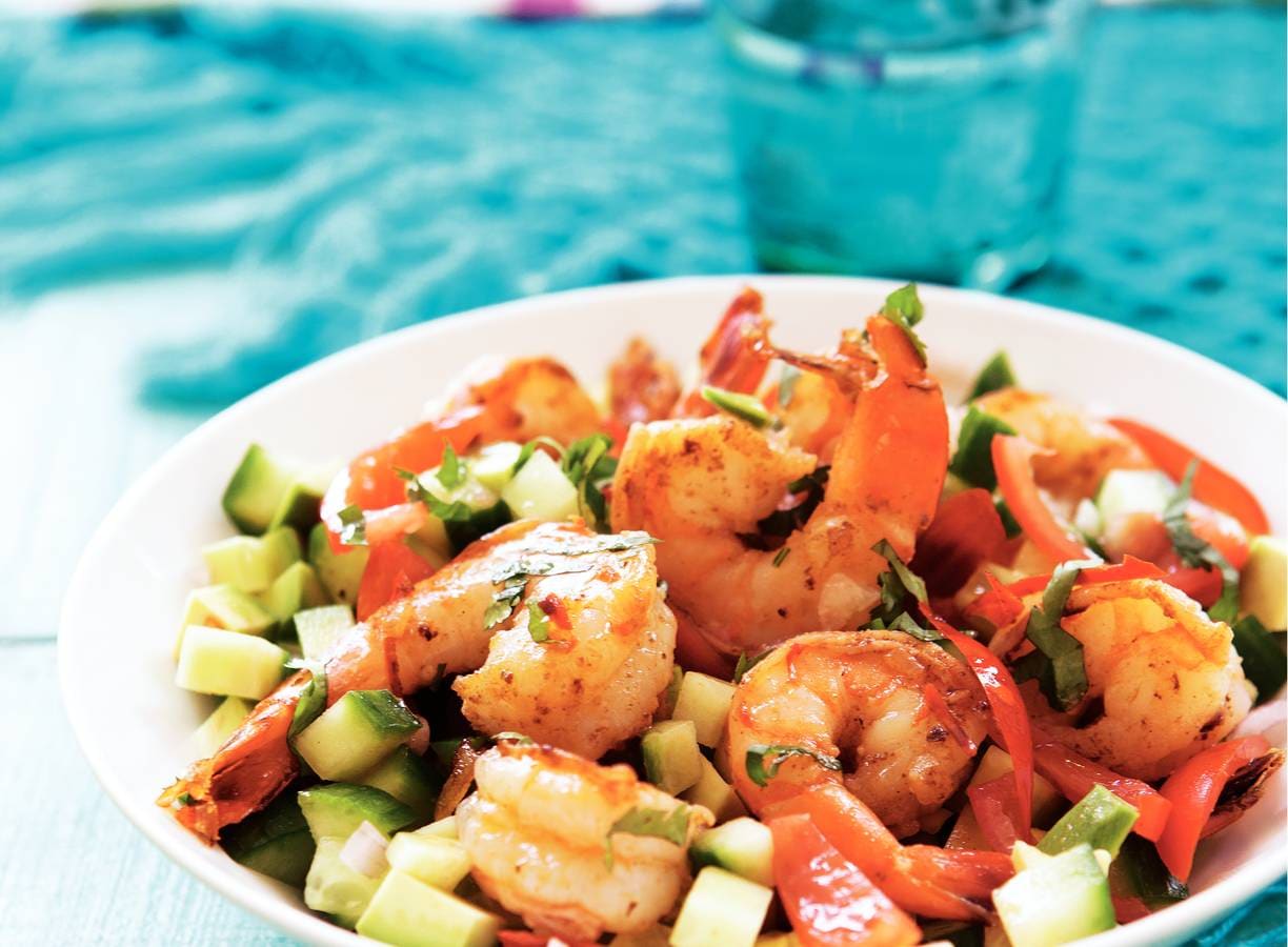 Pittige garnalen met avocado