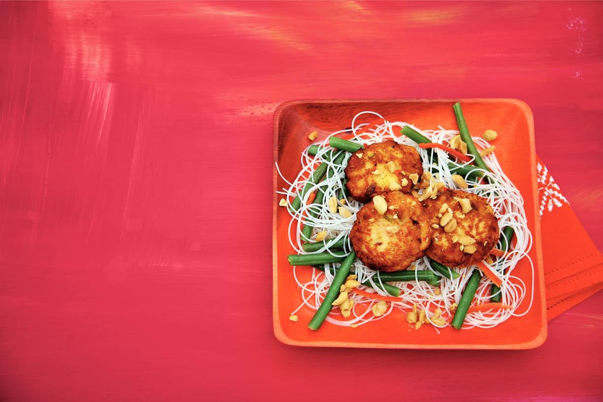 Thaise visballetjes met noedelsalade