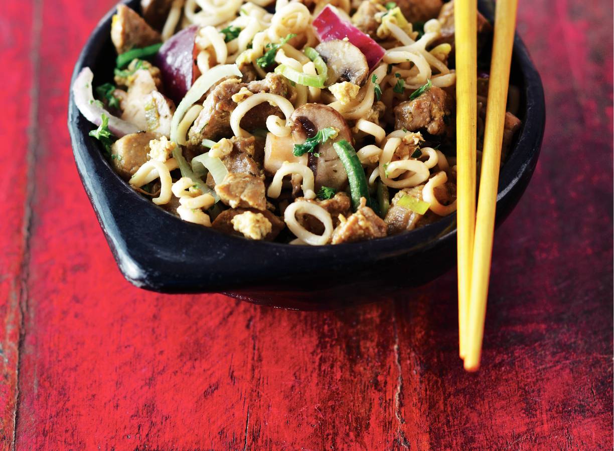 Chow mein van eiernoedels