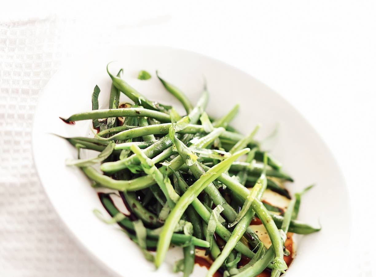 Sperziebonen met basilicum