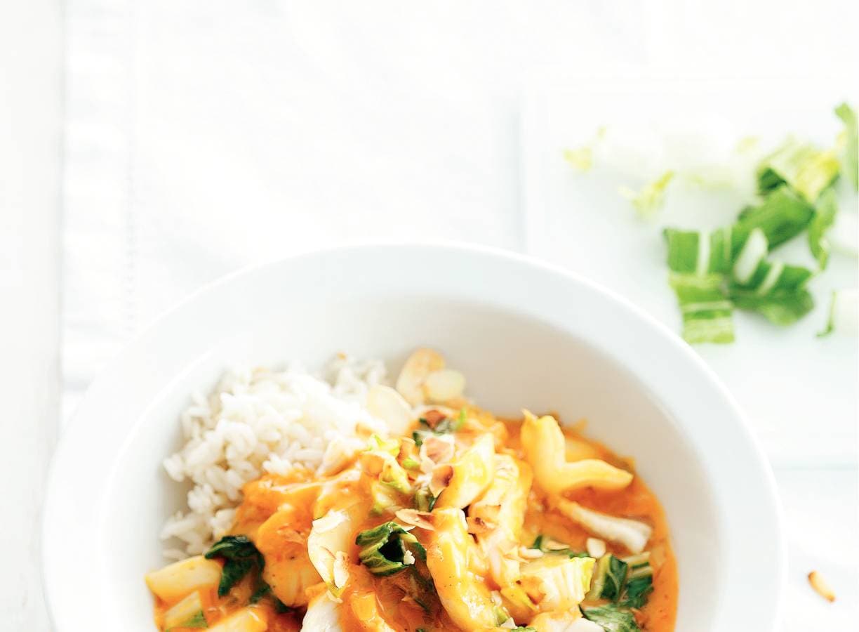 Rode curry met paksoi en yellowfin sole