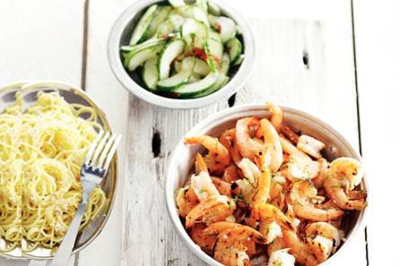 Zoetzure gamba's en noedels