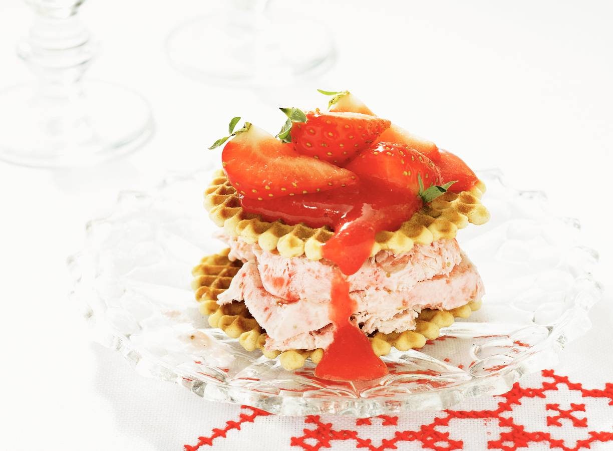 Aardbeienyoghurtijs