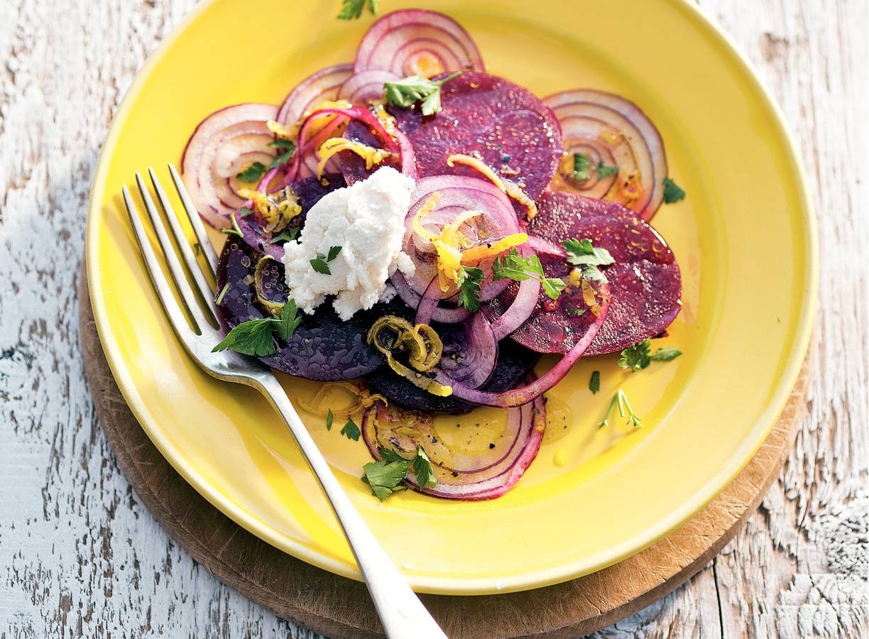 Bietjessalade met ui en ricotta