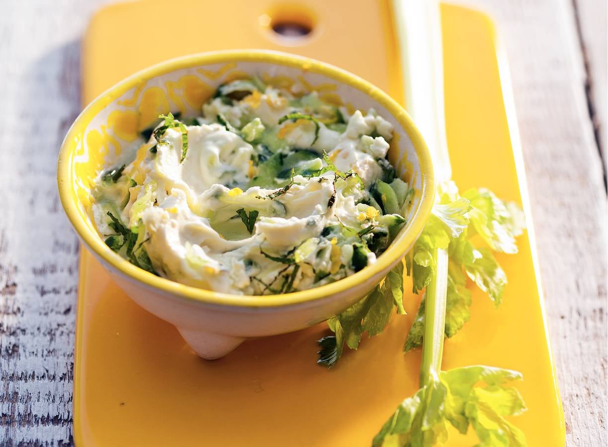 Komkommerdip met mascarpone