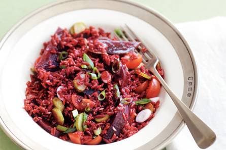 Rozerode rijstsalade