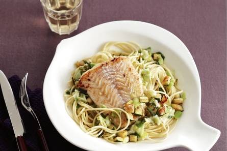 Vis en pesto-preisaus