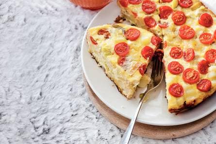 Aardappelomelet met tomaten