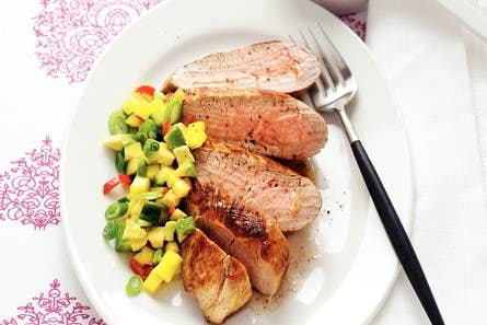 Medaillons met avocadosalsa