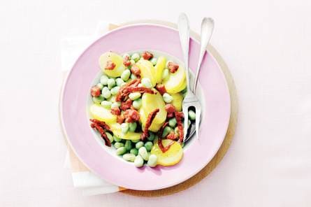 Salade met zongedroogde tomaat
