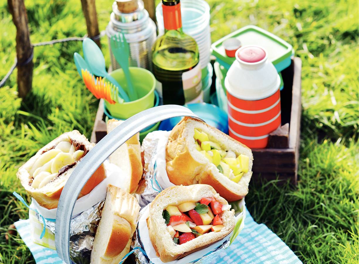 Zoet brood gevuld met fruit
