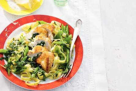 Tagliatelle, kipfilet en groene groenten