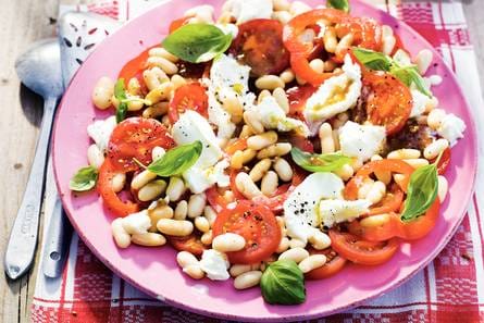 Salade met paprika en tomaat