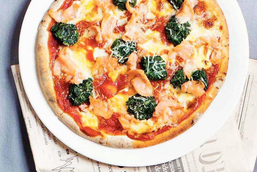 Pizza Zalm En Spinazie Recept Allerhande Albert Heijn