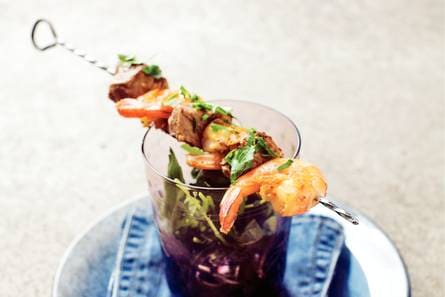 Surf en turf met ci­troen­may­o­nai­se