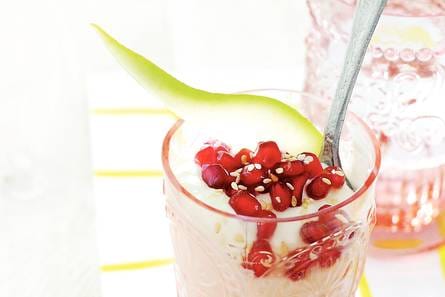 Yoghurt met granaatappelpitjes