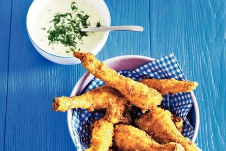 Fried chicken met ranchdip