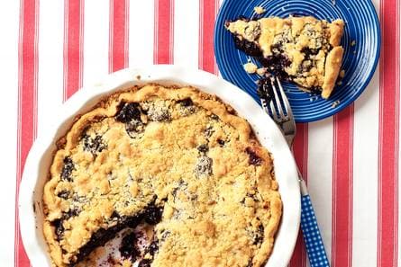 Cherry pie met vanille crumble