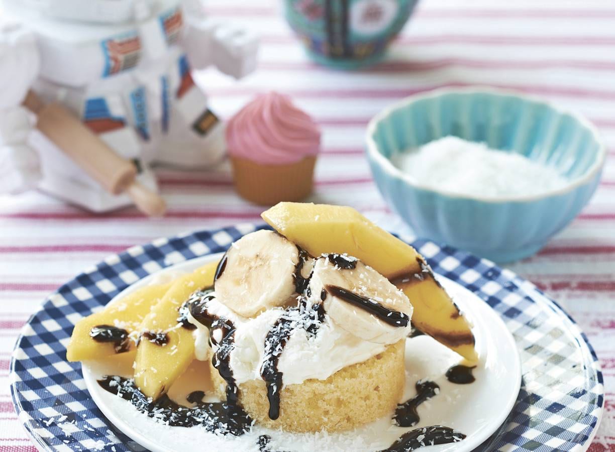 Gebakje met vers fruit