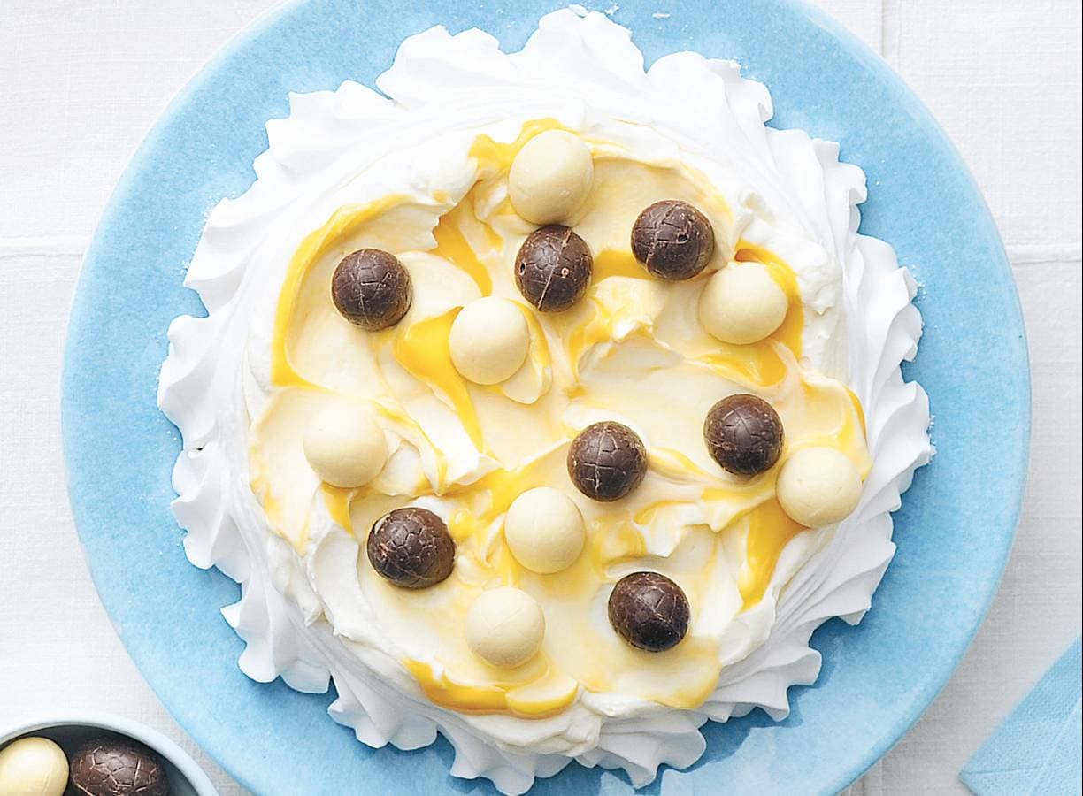 Pavlova advocaat en paaseitjes