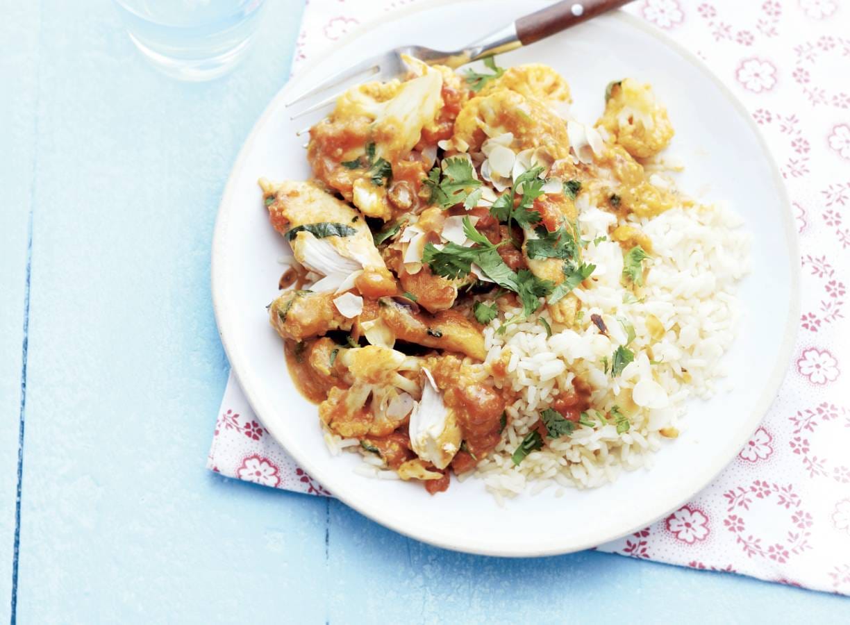 Snelle kip korma met bloemkool