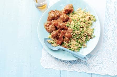 Couscous met vegaballetjes