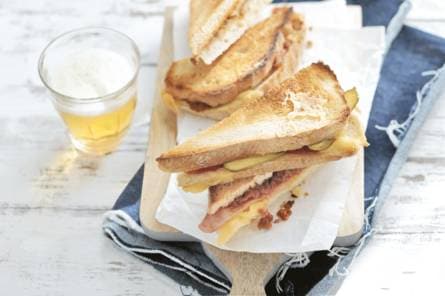 3 tosti's met graskaas
