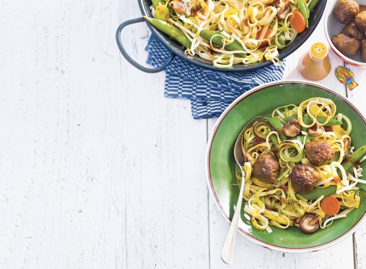 Bami met balletjes