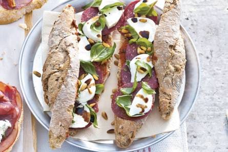 Broodje ossenworst-mozzarella