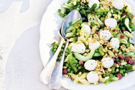 Pastasalade met groene groenten