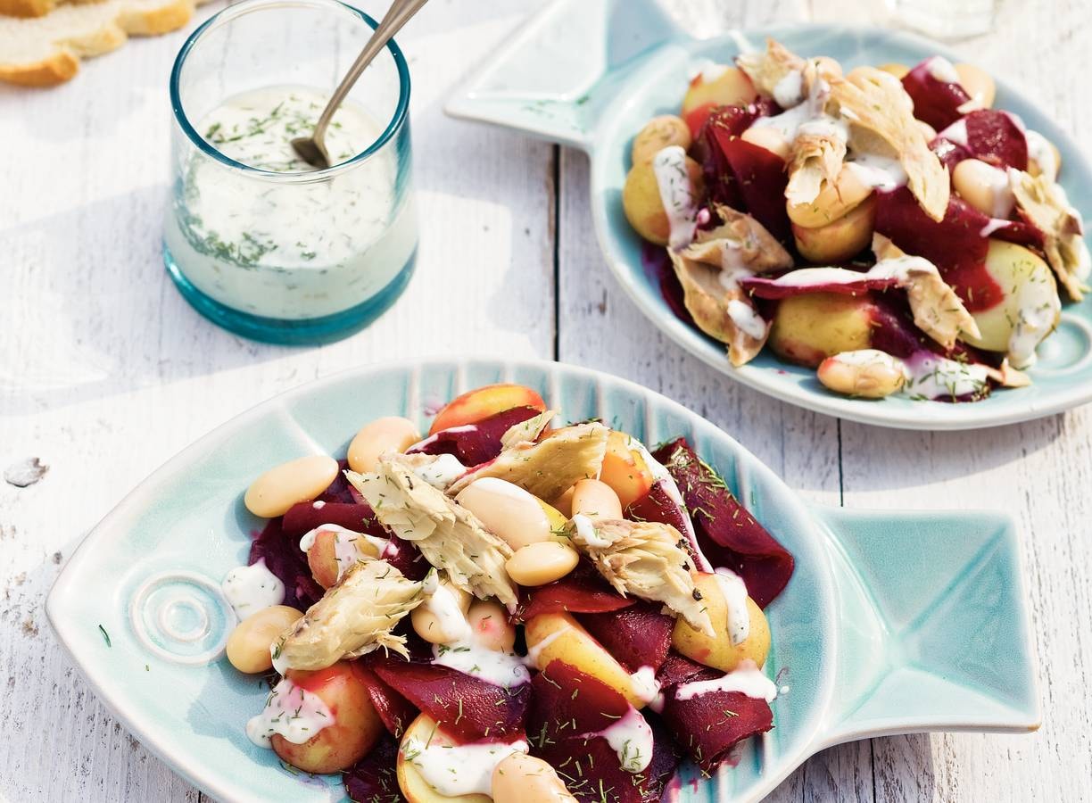 Salade van makreel en bieten