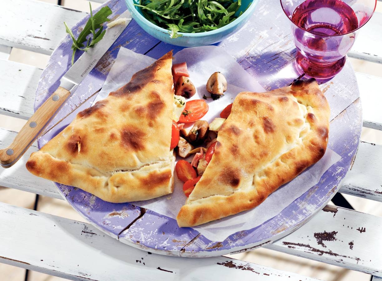 Pizza Calzone Recept - Allerhande | Albert Heijn