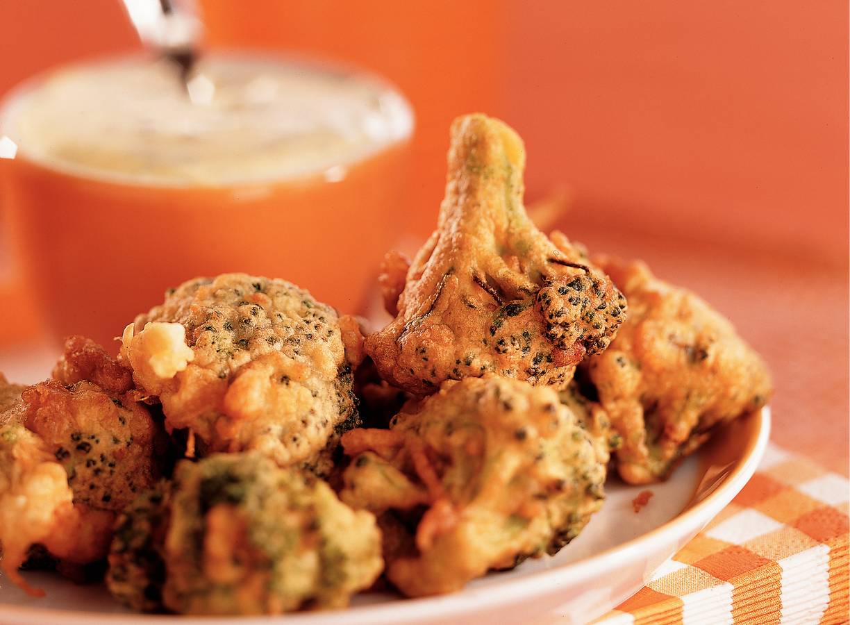 Broccoli fritots met rucoladip
